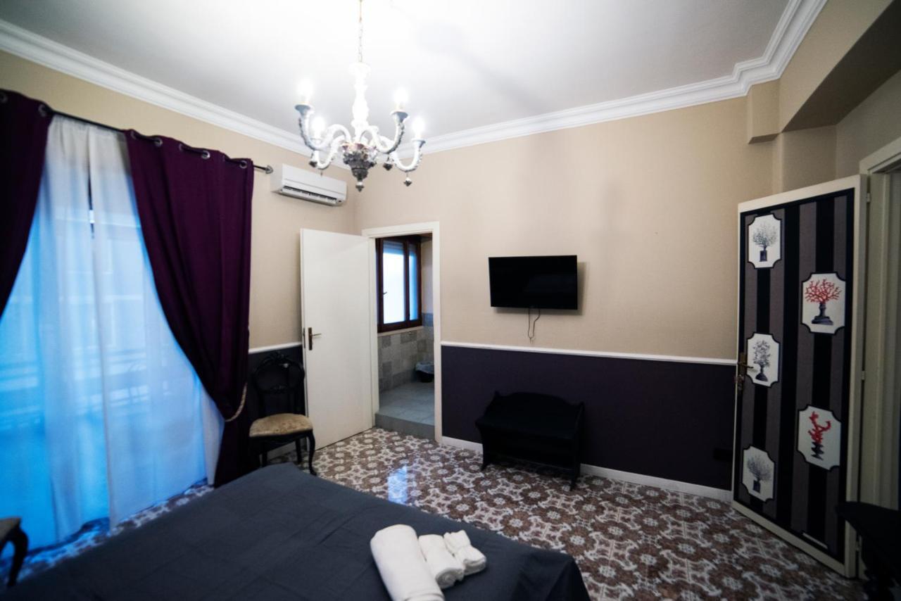 Barocco Al Centro Bed & Breakfast Катания Екстериор снимка